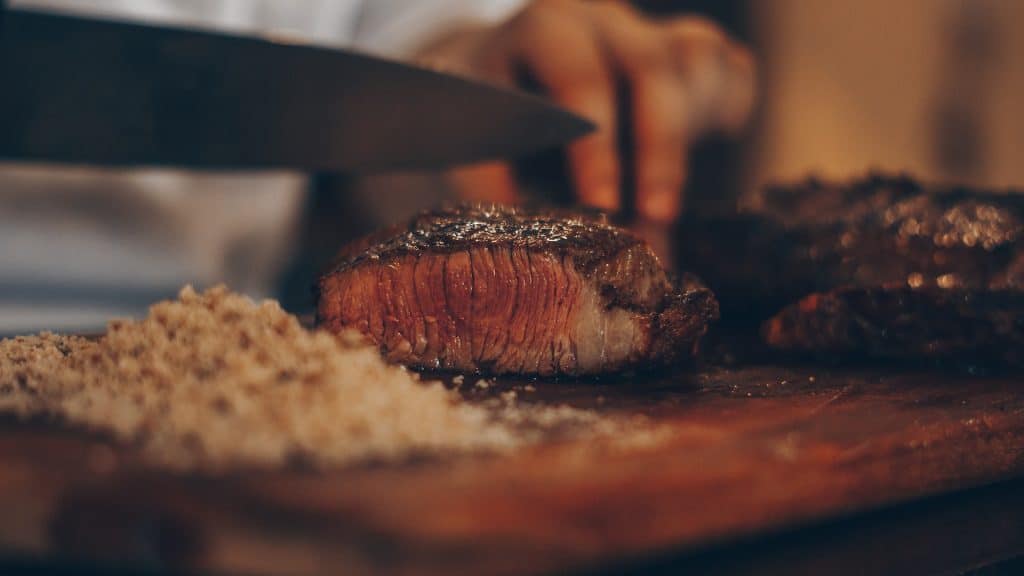 Slicing Cheap Steak Cuts Thinly Enhances Flavor
