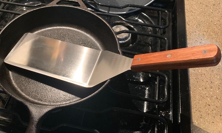 New Star Large Spatula With Wood Handle