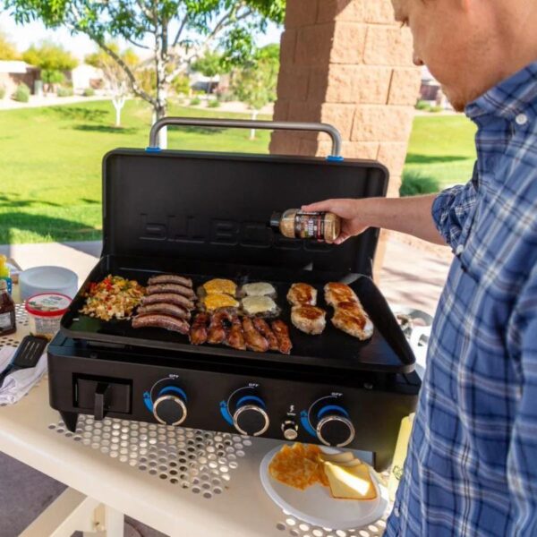 Pit Boss 3 Burner Ultimate Lift Off Griddle - Image 2
